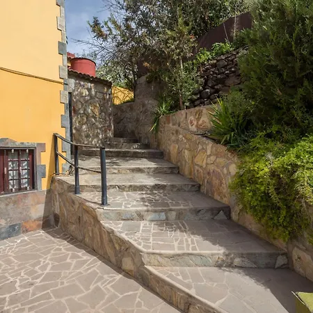 Casa Besan - 6br Private Pool, Terrace & Parking * Teror