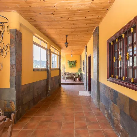 Villa Casa Besan - 6br Private Pool, Terrace & Parking Teror