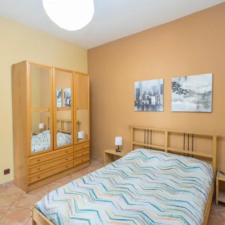 Casa Besan - 6br Private Pool, Terrace & Parking Villa
