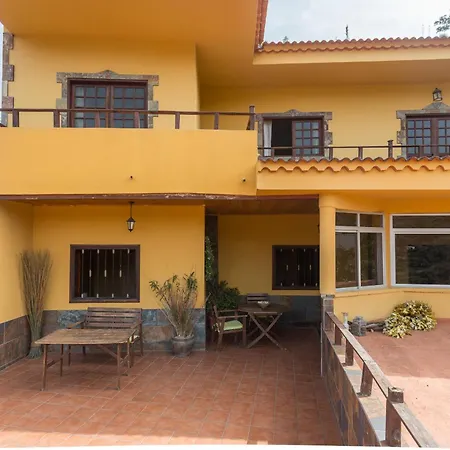 Villa Casa Besan - 6br Private Pool, Terrace & Parking