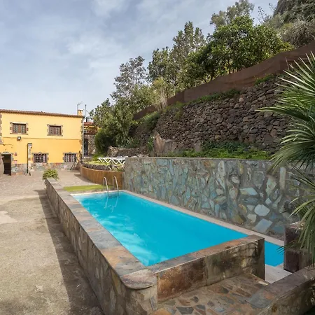 Casa Besan - 6br Private Pool, Terrace & Parking Villa Teror